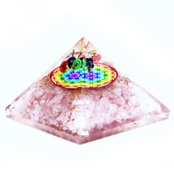 Orgonite Pyramide - Rose Quartz Rainbow